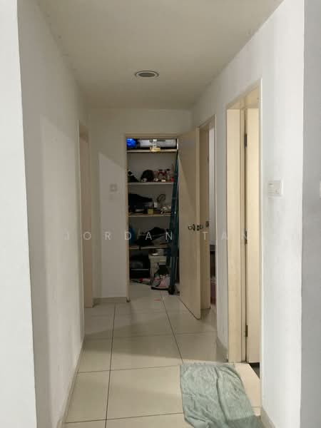 Servis Apartment untuk Dijual di Zeva @ Equine South - Jordan Tan - Corridor - PropertyGuru.com.my