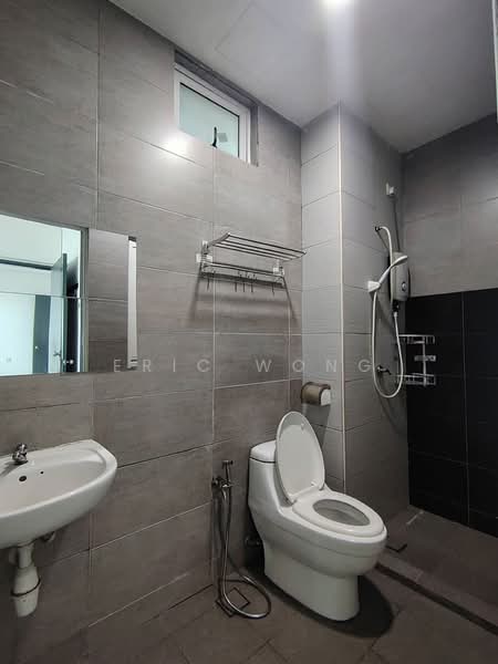 Service Residence for Rent at D'carlton (Residensi Seri Mega) - Eric Wong - Bathroom - PropertyGuru.com.my