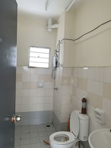 Condominium for Sale at Nusa Mewah Villa Condominium - Fai. NK - Bathroom - PropertyGuru.com.my