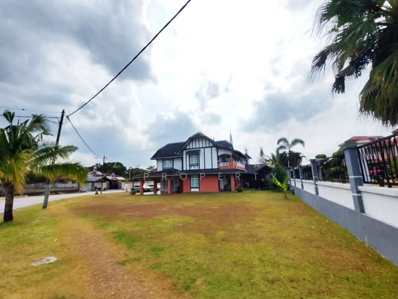 Banglo Pautan untuk Dijual di Taman Putri Kulai (Kulai) - Azlan Ismail aiproperty - Exterior - PropertyGuru.com.my