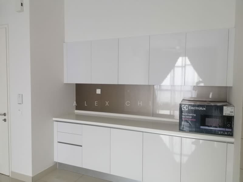Servis Apartment untuk Disewa di The Park Sky Residence - Alex Chin - Kitchen - PropertyGuru.com.my
