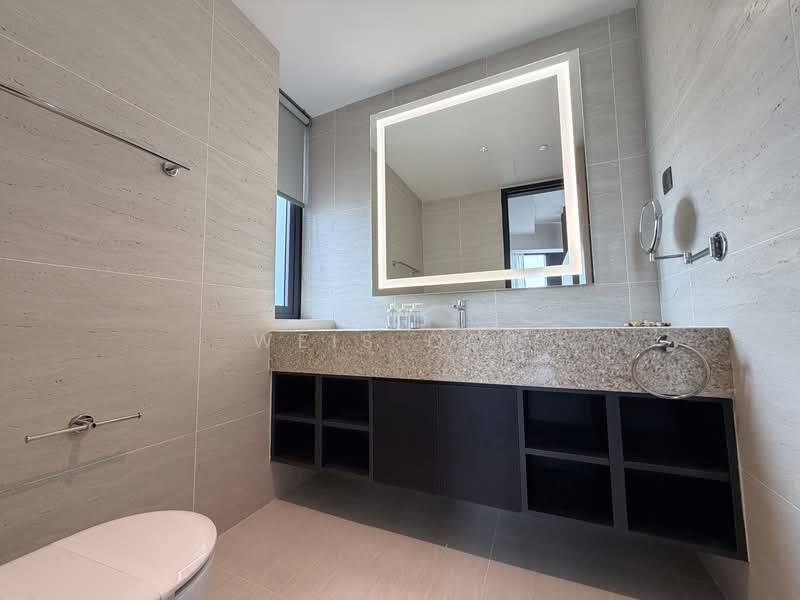 Service Residence for Sale at Star Residences Three - Weis Oon - Bathroom - PropertyGuru.com.my