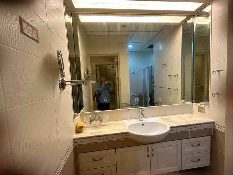 Kondominium untuk Disewa di The Peak Condominium - Sylvia Chung - Bathroom - PropertyGuru.com.my