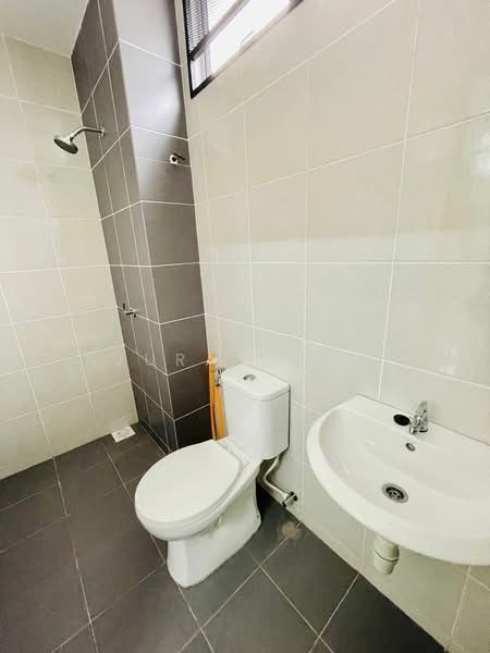 1-storey Terraced House for Sale in Tasek Gelugor (Penang) - Azura Ghani - Bathroom - PropertyGuru.com.my