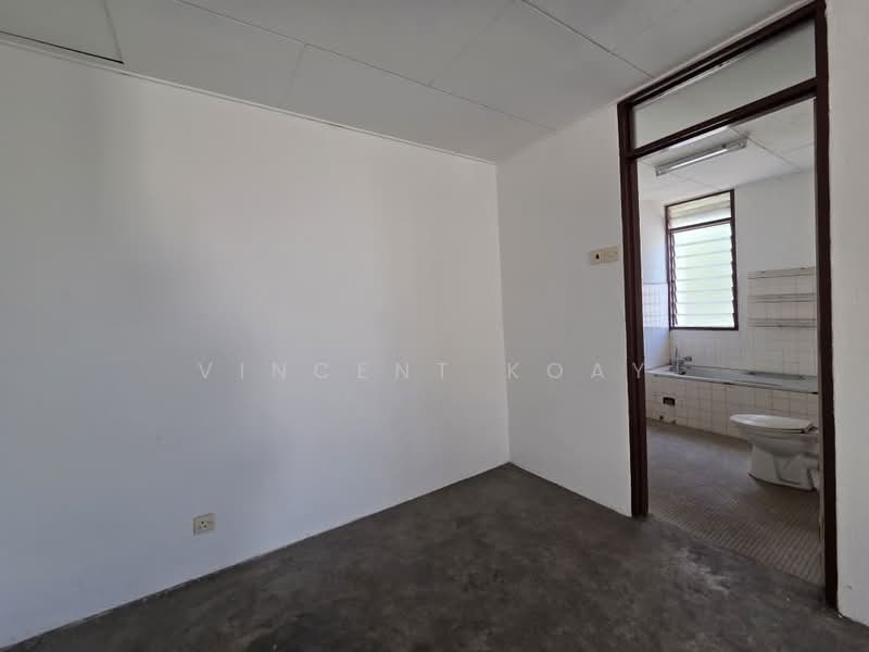 Rumah Berkembar untuk Dijual di Bayan Lepas (Penang) - Vincent Koay - Bathroom - PropertyGuru.com.my