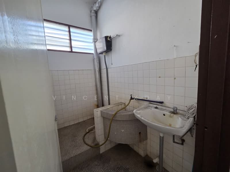 Rumah Berkembar untuk Dijual di Bayan Lepas (Penang) - Vincent Koay - Bathroom - PropertyGuru.com.my