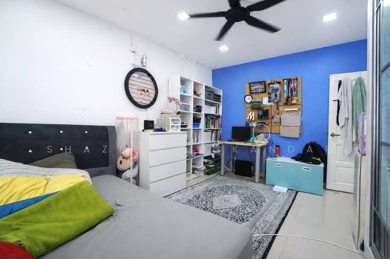 Untuk Dijual - Lembah Keramat