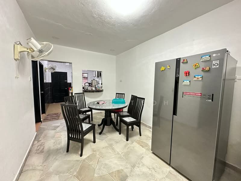 1-storey Terraced House for Sale in Taman Sri Indah (Klang) - James Teoh - Kitchen - PropertyGuru.com.my