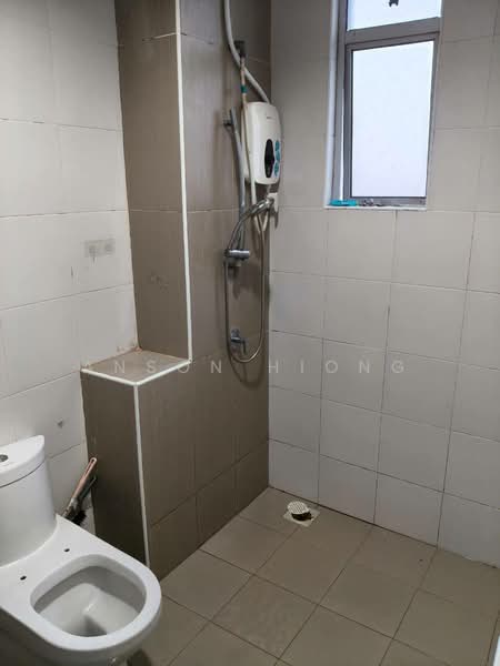 Servis Apartment untuk Disewa di SuriaMas Suites - Anson Hiong - Bathroom - PropertyGuru.com.my