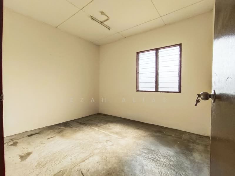 2-storey Terraced House for Sale in Bukit Kemuning (Shah Alam) - Izzah Alias - PropertyGuru.com.my