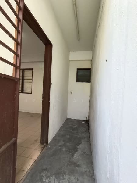 2-storey Terraced House for Sale in Bukit Kemuning (Shah Alam) - Izzah Alias - PropertyGuru.com.my