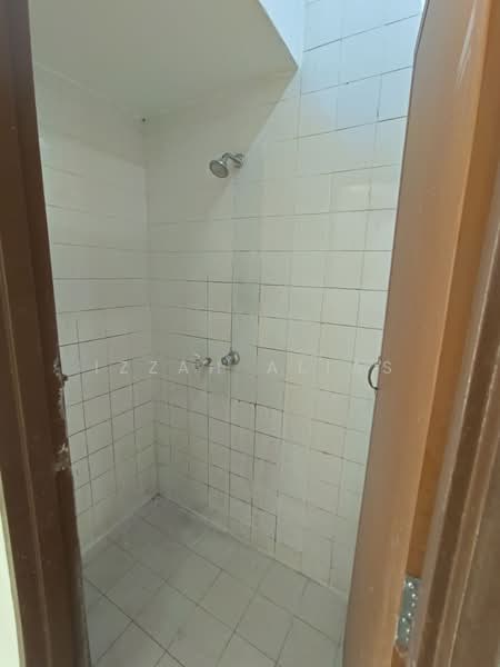 2-storey Terraced House for Sale in Bukit Kemuning (Shah Alam) - Izzah Alias - PropertyGuru.com.my