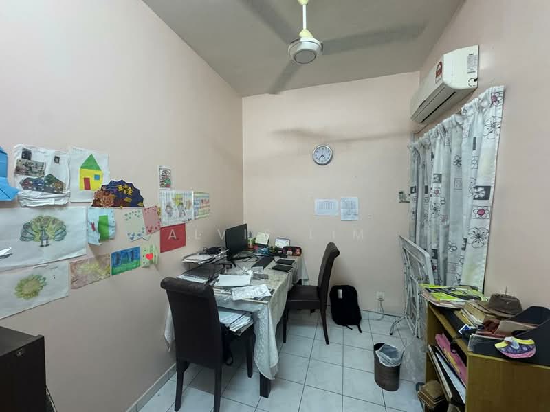 Rumah Teres untuk Dijual di Bandar Mahkota Cheras (Cheras) - Alvis Lim - Study - PropertyGuru.com.my