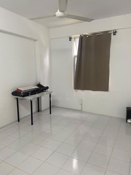 Apartment for Sale at Pangsapuri Pulai Mutiara - Azlan Ismail aiproperty - Interior - PropertyGuru.com.my