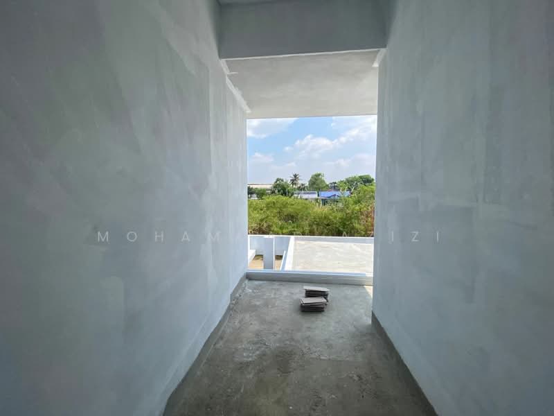 2-storey Terraced House for Sale in Kampung Tiram (Kuantan) - Mohammad Azizi - Exterior - PropertyGuru.com.my