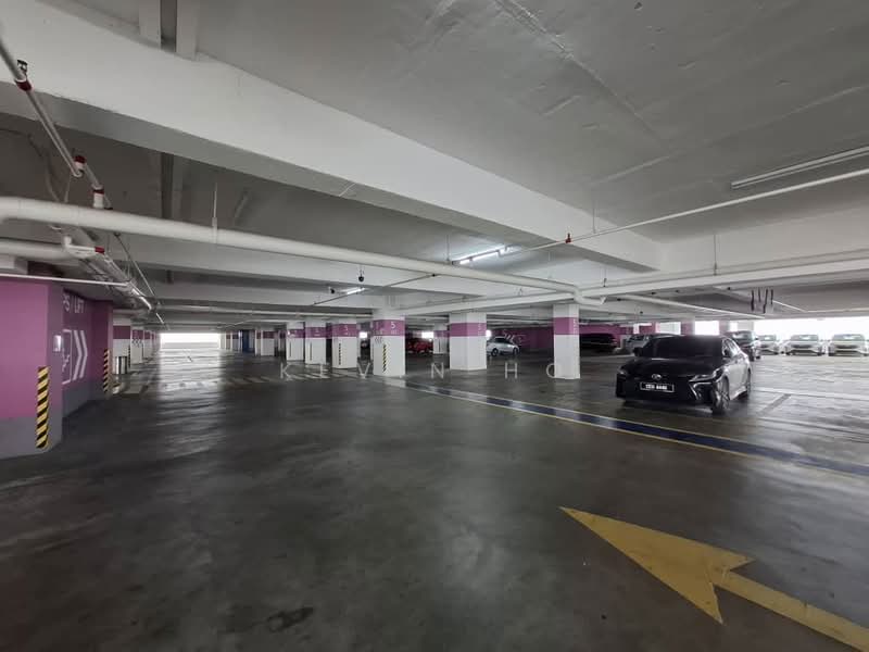 Retail Space for Rent in Klang (Selangor) - Kevin Ho - Car Park - PropertyGuru.com.my