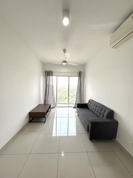 Servis Apartment untuk Disewa di Cerrado @ Southville City - Eiffel Lai - Living Room - PropertyGuru.com.my