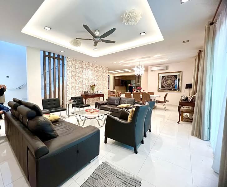 Rumah Berkembar untuk Dijual di Gombak (Selangor) - NORFADILAH ZAINUDDIN - Living Room - PropertyGuru.com.my