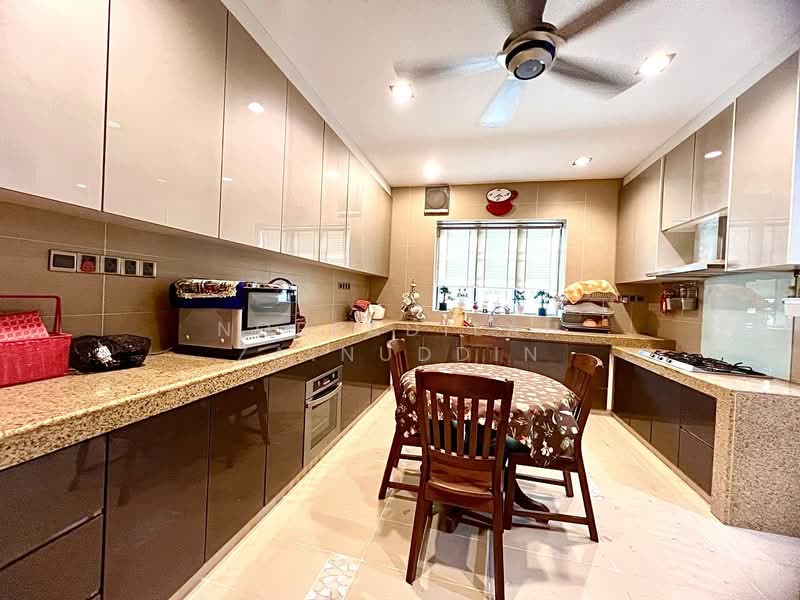 Rumah Berkembar untuk Dijual di Gombak (Selangor) - NORFADILAH ZAINUDDIN - Kitchen - PropertyGuru.com.my