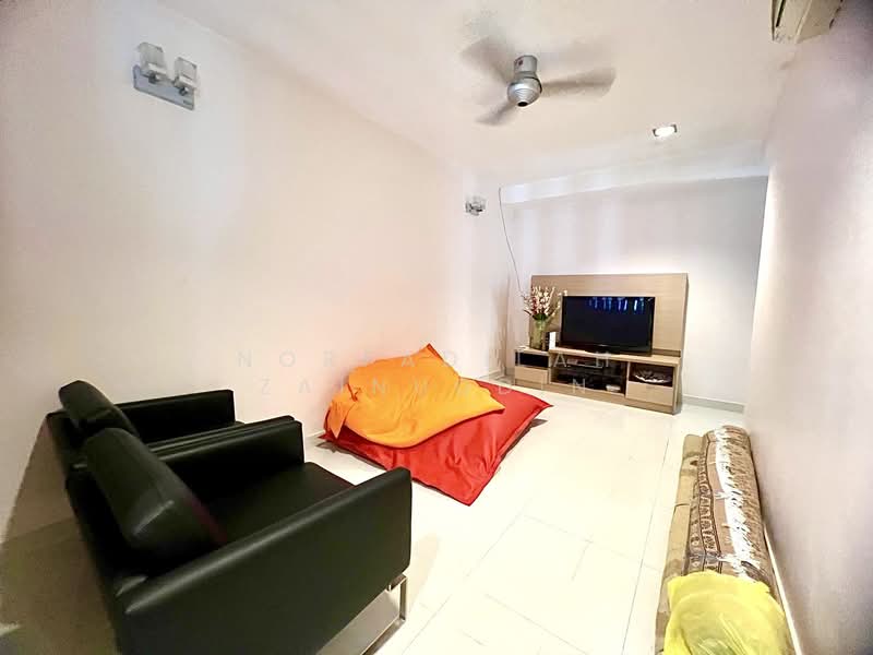 Rumah Berkembar untuk Dijual di Gombak (Selangor) - NORFADILAH ZAINUDDIN - Living Room - PropertyGuru.com.my
