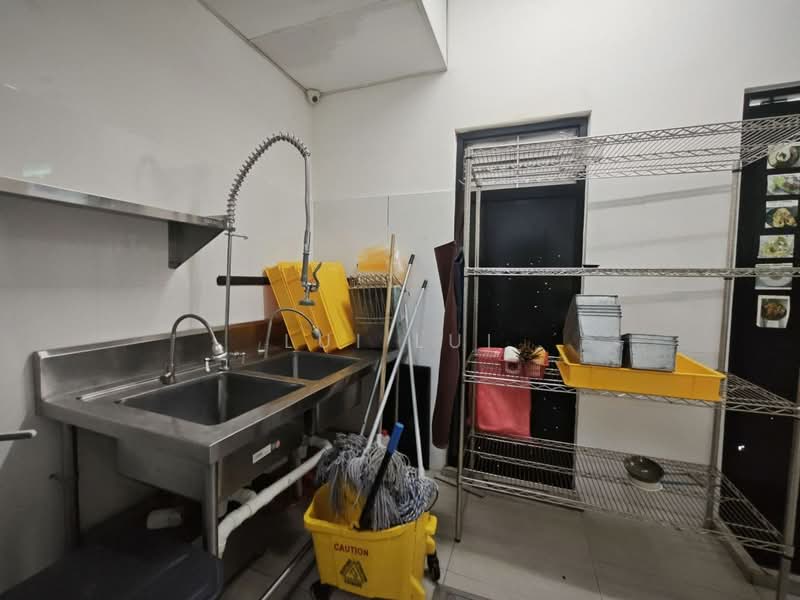 Shop / Office for Rent in Taman Ekoflora (Johor Bahru) - Lui Lui - Kitchen - PropertyGuru.com.my