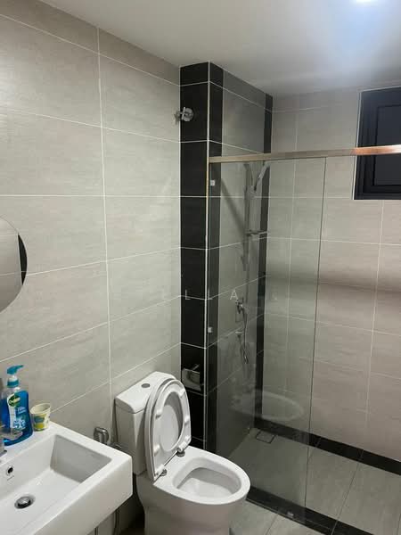 Service Residence for Sale at Sunway Serene - Stella . - Bathroom - PropertyGuru.com.my