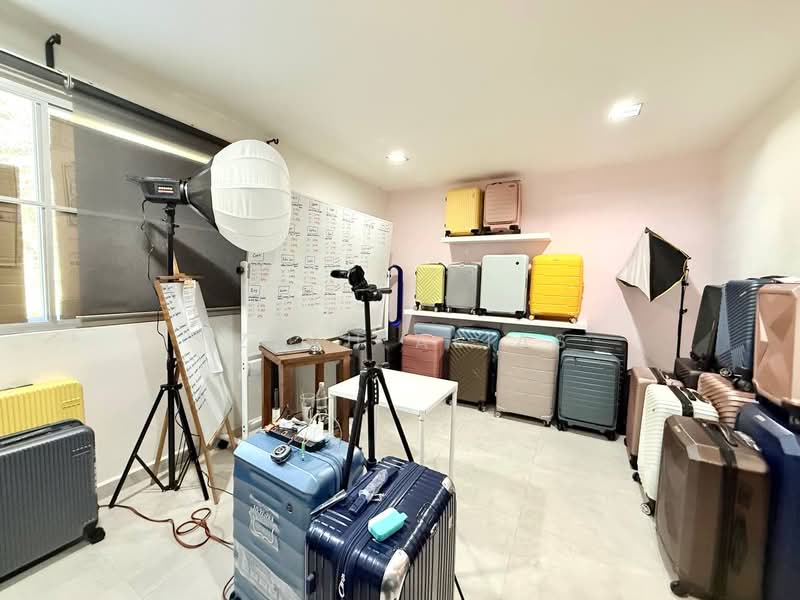 Rumah Berkembar untuk Dijual di Taman Tun Dr Ismail (Kuala Lumpur) - Izzah Alias - PropertyGuru.com.my