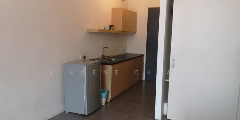 Servis Apartment untuk Dijual di SOHO @ Empire City - Vincent Chiam - Kitchen - PropertyGuru.com.my