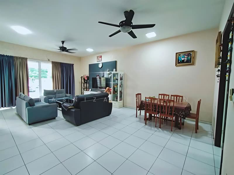 Rumah Teres 2 Tingkat untuk Dijual di Pajam (Negeri Sembilan) - Masnizah Arifin - Living Room - PropertyGuru.com.my