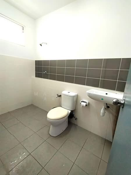 Rumah Teres 2 Tingkat untuk Dijual di Pajam (Negeri Sembilan) - Masnizah Arifin - Bathroom - PropertyGuru.com.my