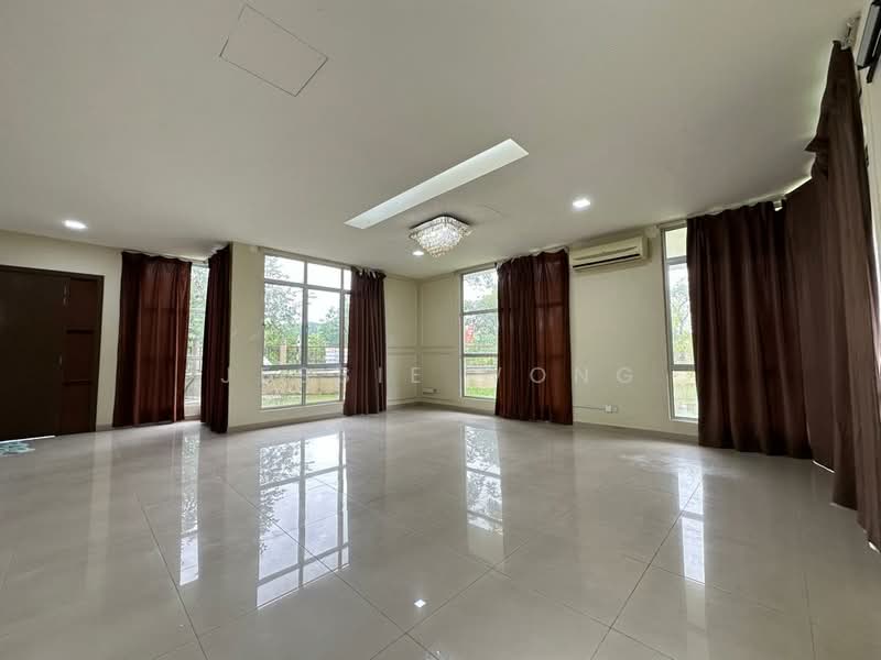 Bungalow for Sale in Anggun (Rawang) - Jessie Wong - Living Room - PropertyGuru.com.my