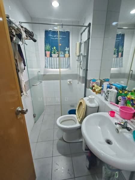 Rumah Teres 2-Tingkat untuk Dijual di Taman Mutiara Indah (Puchong) - Edmund Chan - Bathroom - PropertyGuru.com.my