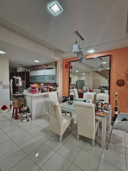 Rumah Teres 2-Tingkat untuk Dijual di Taman Mutiara Indah (Puchong) - Edmund Chan - Dining Room - PropertyGuru.com.my