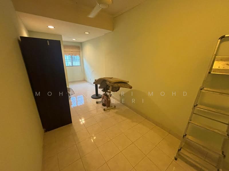 2-storey Terraced House for Sale in Taman Bukit Subang (Shah Alam) - Mohd Zakri Mohd Zamberi - Interior - PropertyGuru.com.my