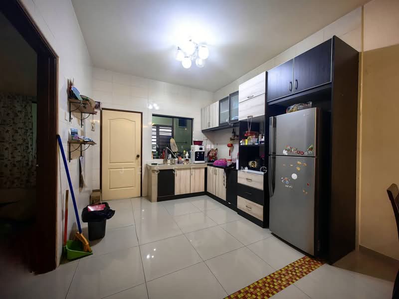 2-storey Terraced House for Sale in Bercham (Ipoh) - Jessey Ng - Kitchen - PropertyGuru.com.my