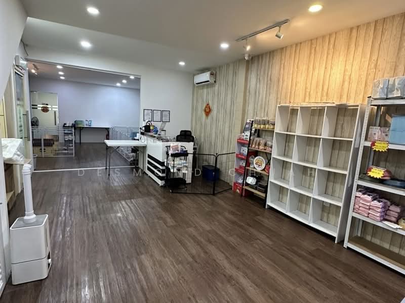 Shop for Rent in Jelutong (Penang) - Desmond Chuah - Interior - PropertyGuru.com.my