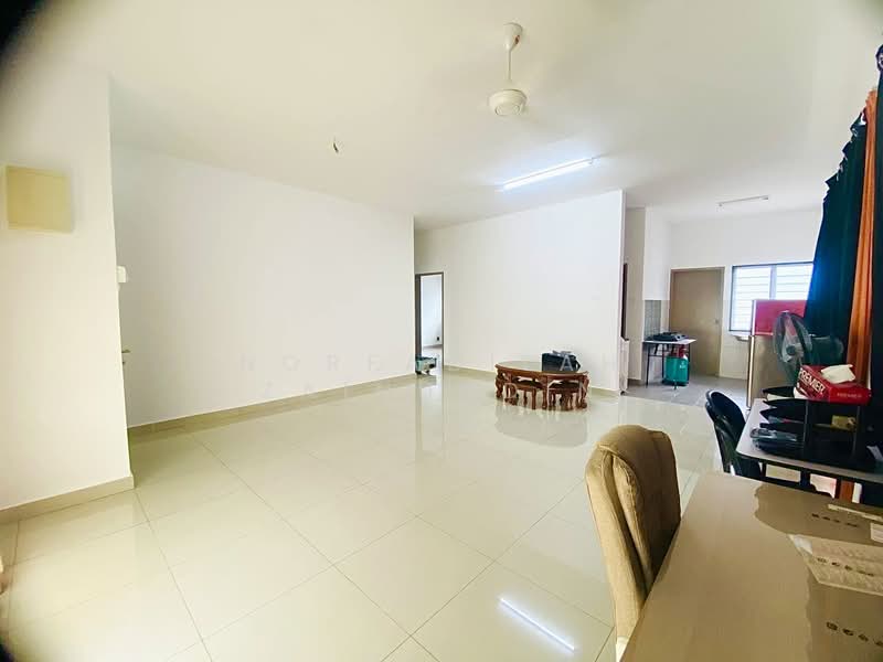 Semi-Detached House for Sale in Shah Alam (Selangor) - NORFADILAH ZAINUDDIN - Living Room - PropertyGuru.com.my
