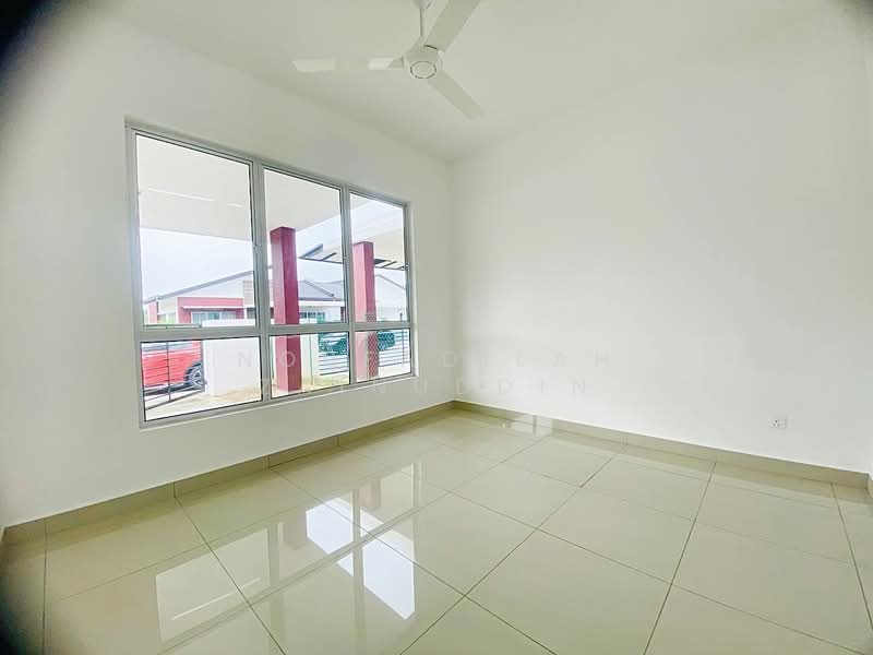 Semi-Detached House for Sale in Shah Alam (Selangor) - NORFADILAH ZAINUDDIN - Interior - PropertyGuru.com.my