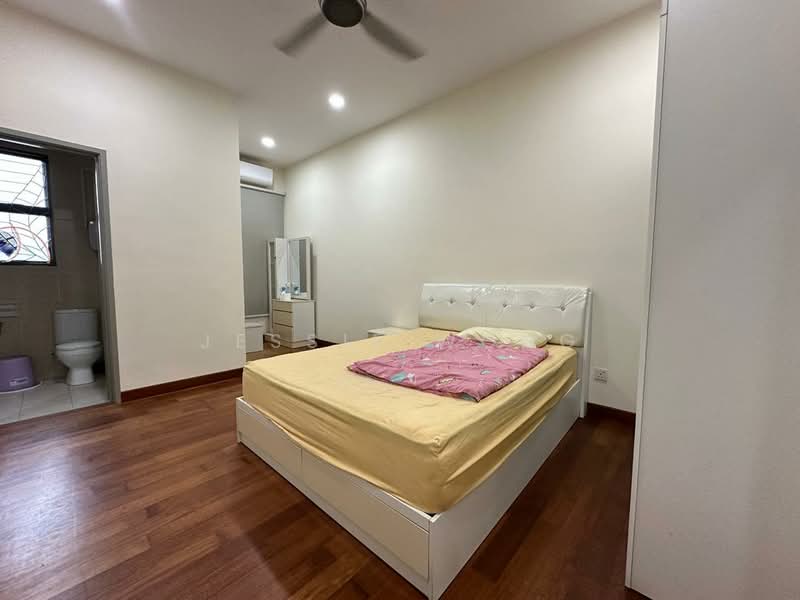 2-storey Terraced House for Sale in Saujana Rawang (Rawang) - Jessie Wong - Bedroom - PropertyGuru.com.my