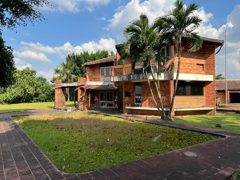Bungalow for Sale in Petaling Jaya (Selangor) - Muna Zawani Muhamad - Exterior - PropertyGuru.com.my