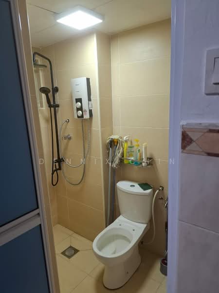Kondominium untuk Dijual di Ketumbar Heights - Dennix Chin - Bathroom - PropertyGuru.com.my