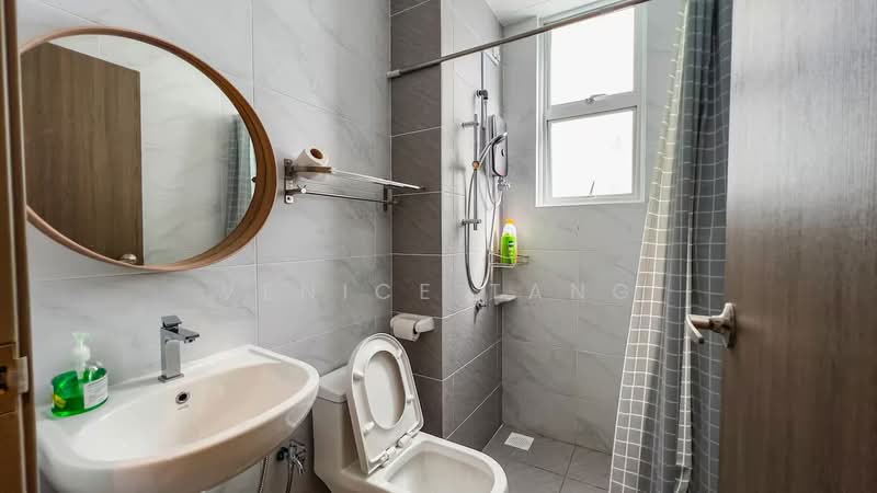 Service Residence for Sale at SKS Habitat - Venice Tang - Bathroom - PropertyGuru.com.my