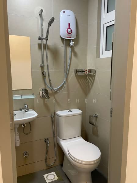 Service Residence for Sale at TR Residence - Lek Shen - Bathroom - PropertyGuru.com.my