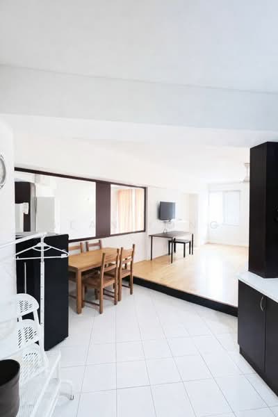Kondominium untuk Dijual di Riana Green Condominium - Sean Yong - Living Room - PropertyGuru.com.my