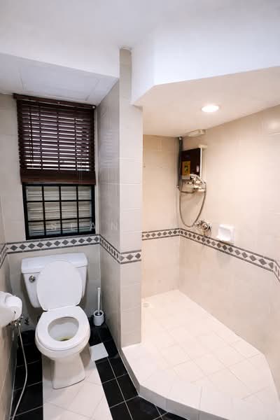 Kondominium untuk Dijual di Riana Green Condominium - Sean Yong - Bathroom - PropertyGuru.com.my