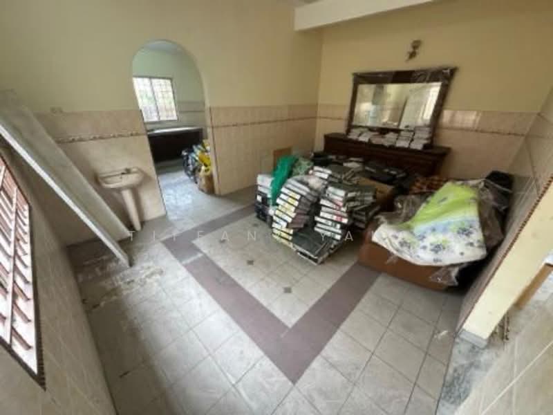 Bungalow for Sale in Rawang (Selangor) - Tiffany Yang - Dining Hall - PropertyGuru.com.my
