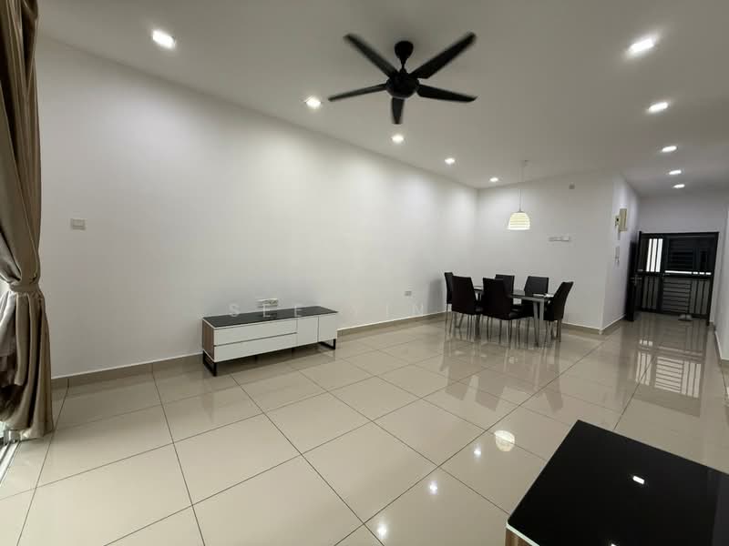 Condominium for Sale at M Condominium @ Larkin - See Yin . - Living Room - PropertyGuru.com.my