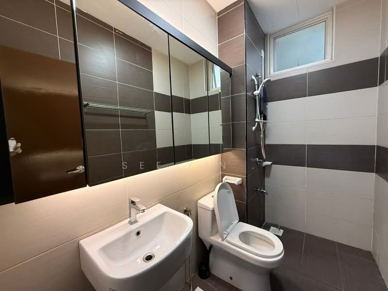 Condominium for Sale at M Condominium @ Larkin - See Yin . - Bathroom - PropertyGuru.com.my