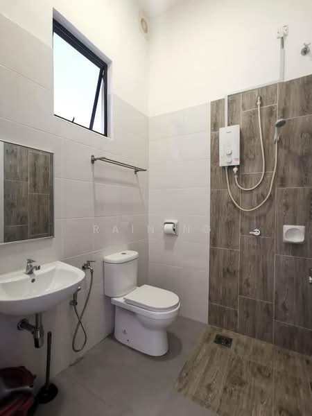 2-storey Terraced House for Rent in Bukit Indah (Iskandar Puteri (Nusajaya)) - Rain Ng - Bathroom - PropertyGuru.com.my