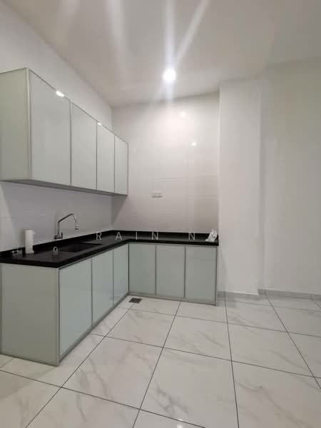 2-storey Terraced House for Rent in Bukit Indah (Iskandar Puteri (Nusajaya)) - Rain Ng - Kitchen - PropertyGuru.com.my